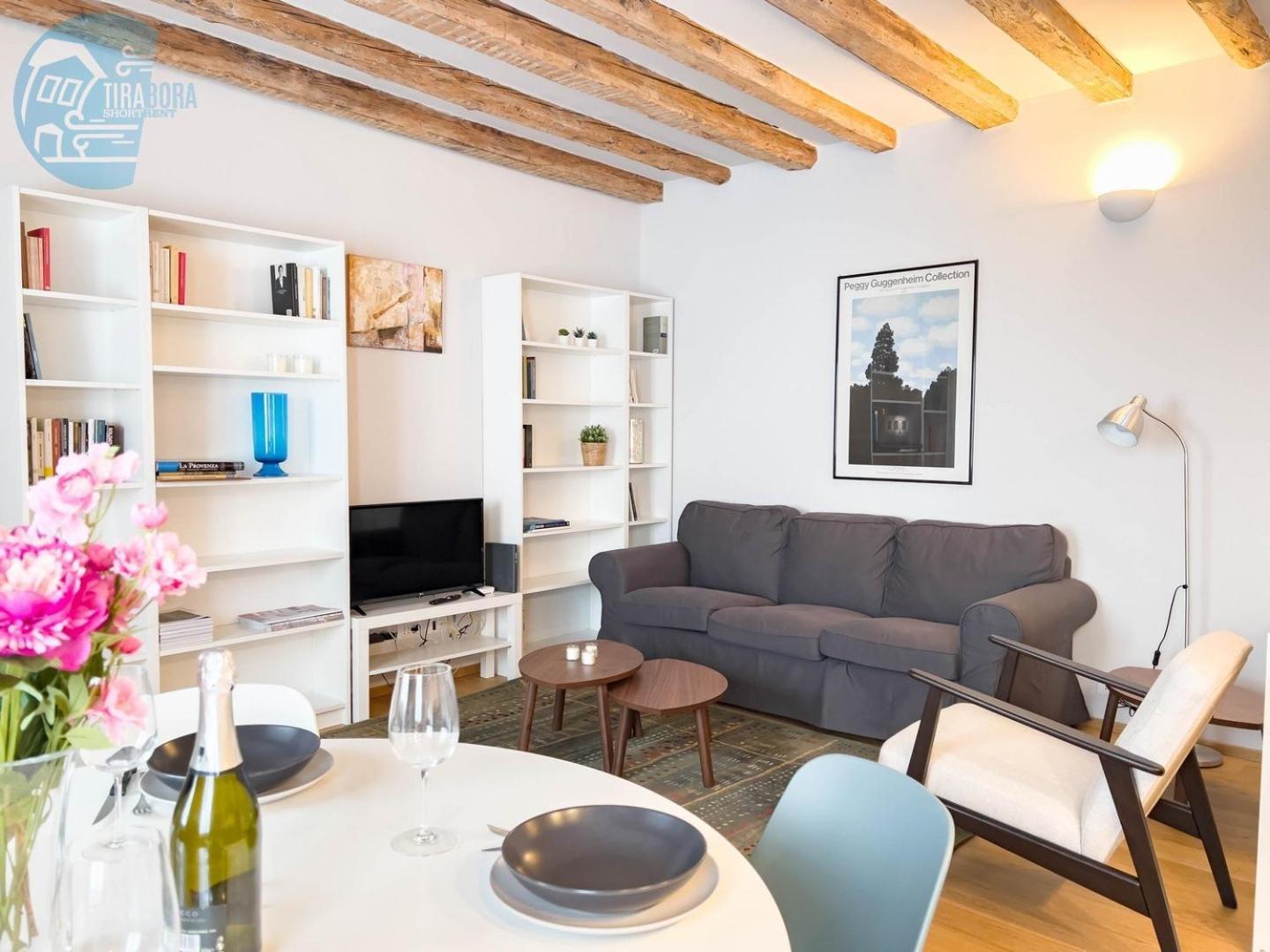 Appartamento Mazzini 9 Tirabora Short Rent Trieste Esterno foto