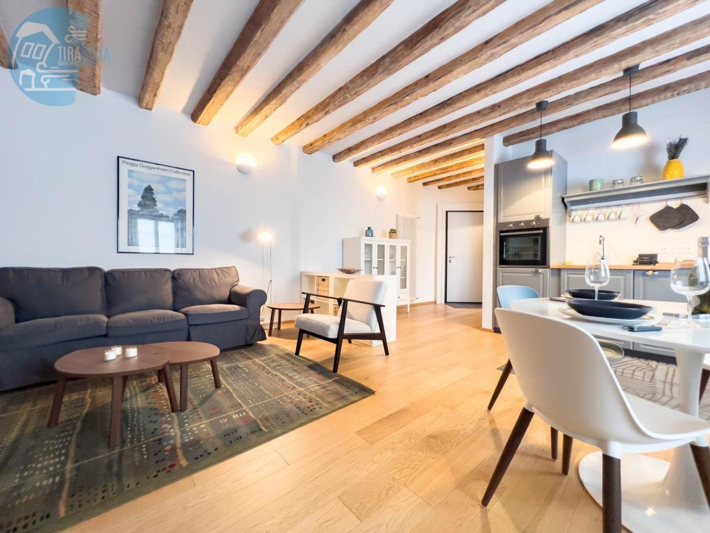 Appartamento Mazzini 9 Tirabora Short Rent Trieste Esterno foto