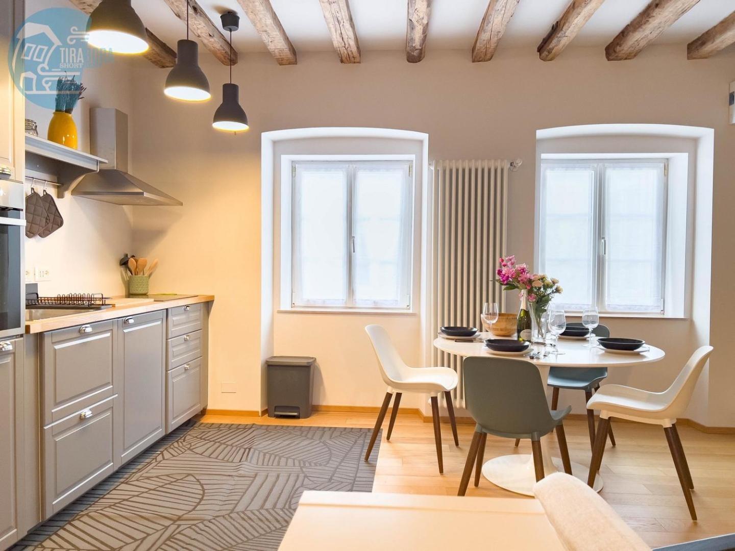 Appartamento Mazzini 9 Tirabora Short Rent Trieste Esterno foto