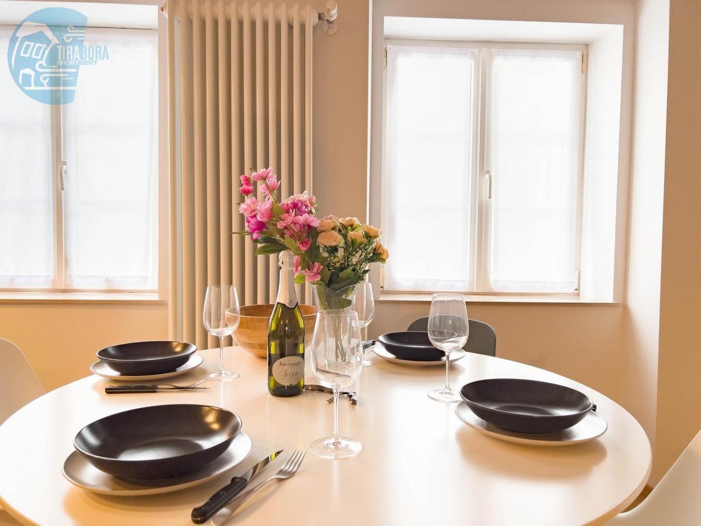 Appartamento Mazzini 9 Tirabora Short Rent Trieste Esterno foto