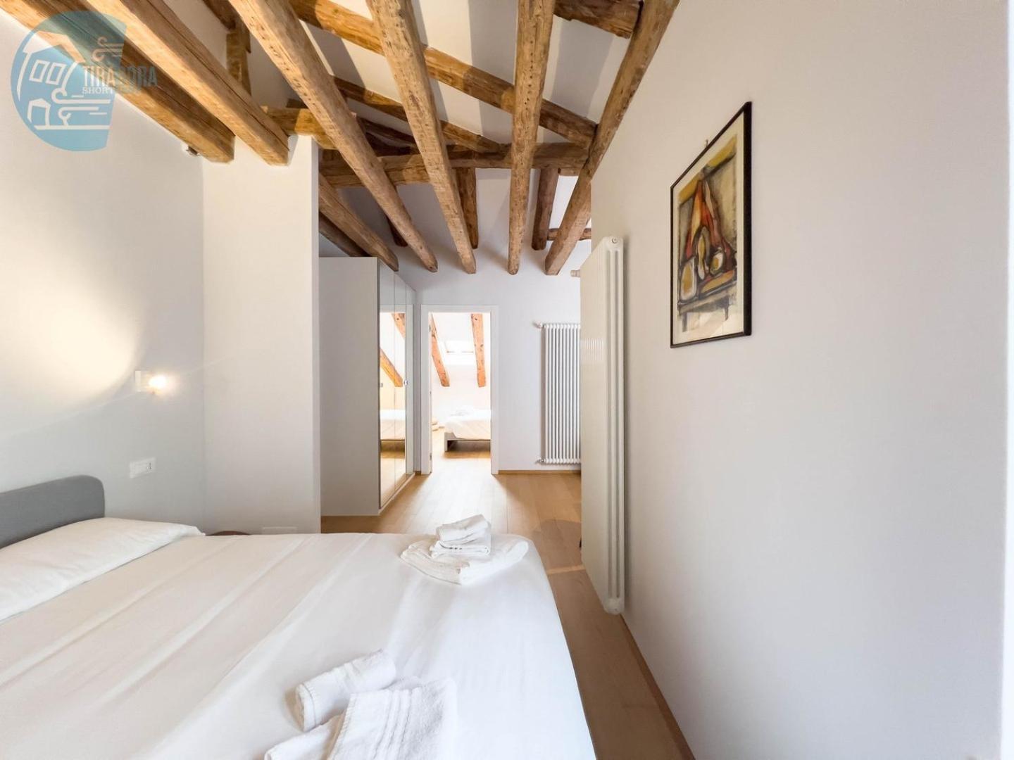 Appartamento Mazzini 9 Tirabora Short Rent Trieste Esterno foto